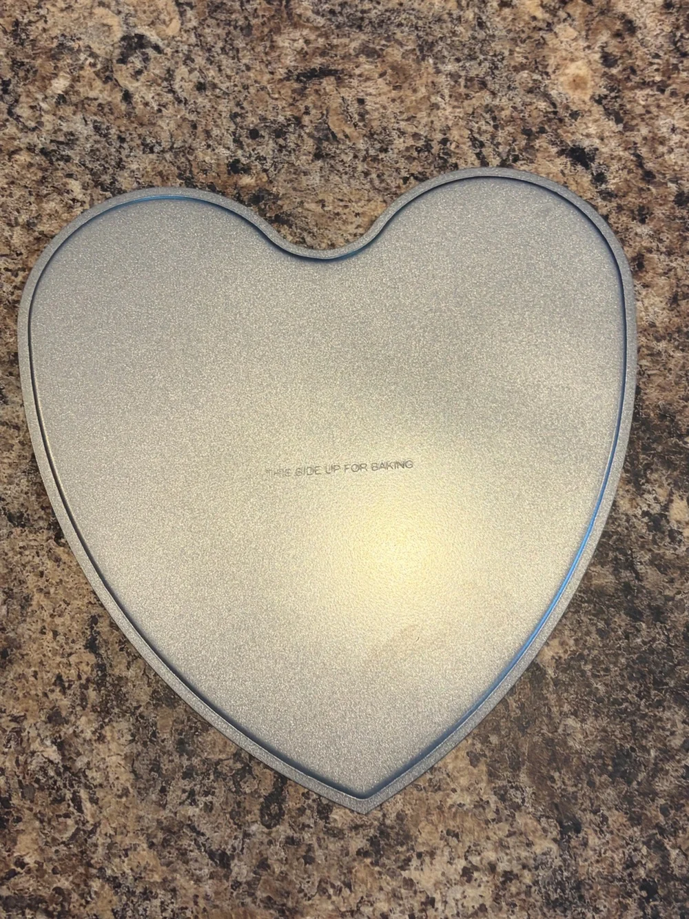 Williams Sonoma Heart-Shaped Nonstick Cake Pan